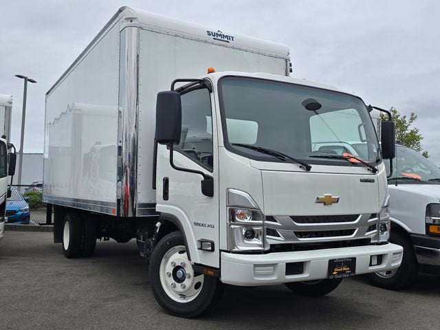 2025 Chevrolet Low Cab Forward 5500 XG