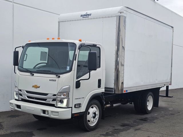 2025 Chevrolet Low Cab Forward 5500 XG